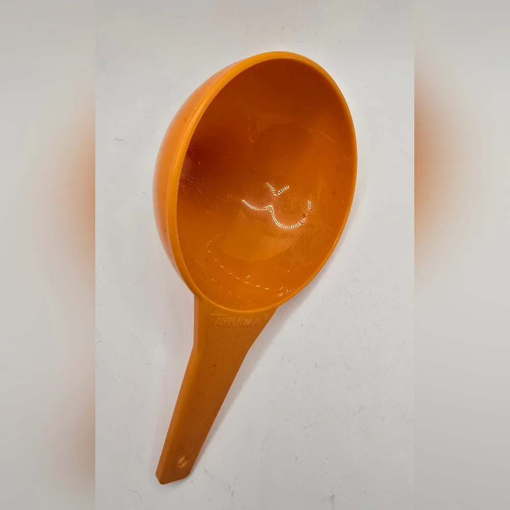 Tupperware good preowned